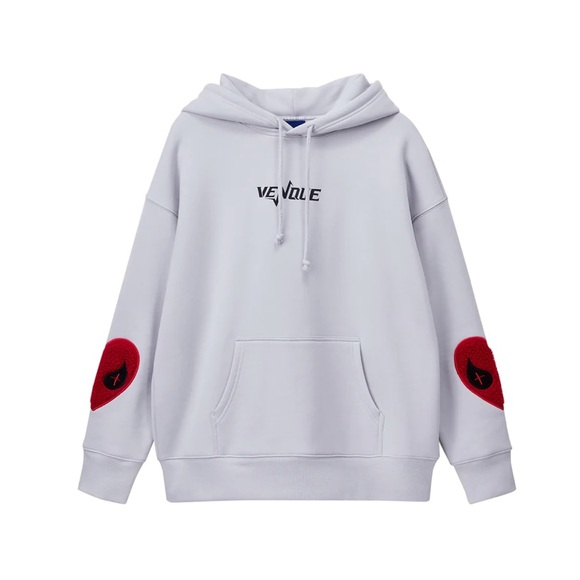Venque “Amoo love” heart logo hoodie (size: S) - Picture 7 of 16